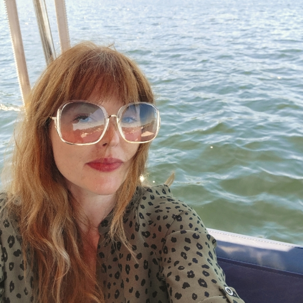 Meet your Posher, Rebecca